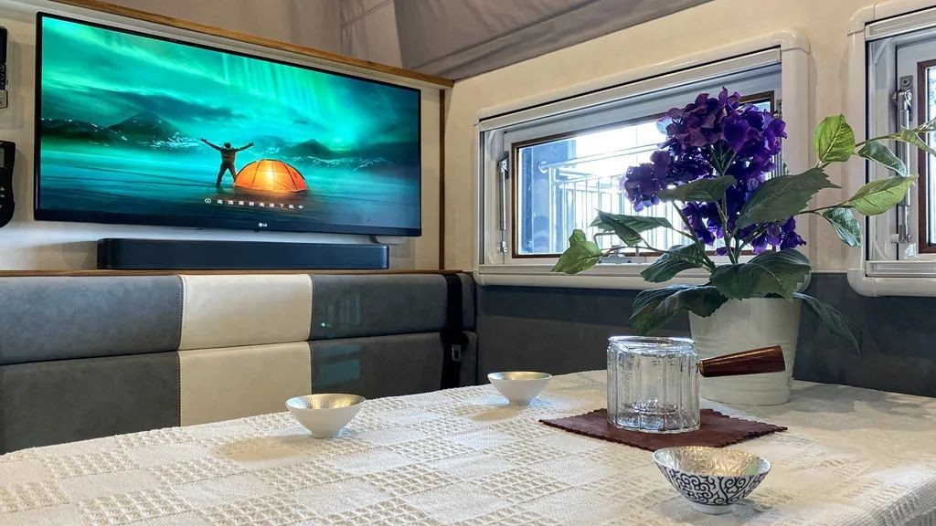 4x4 off-road mengshi expedition version with galss desk