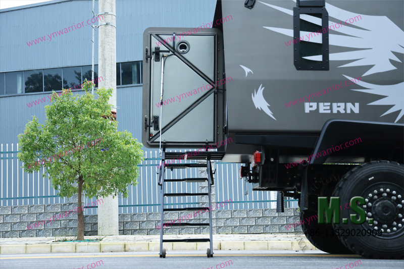 rear foldable ladder armored truck