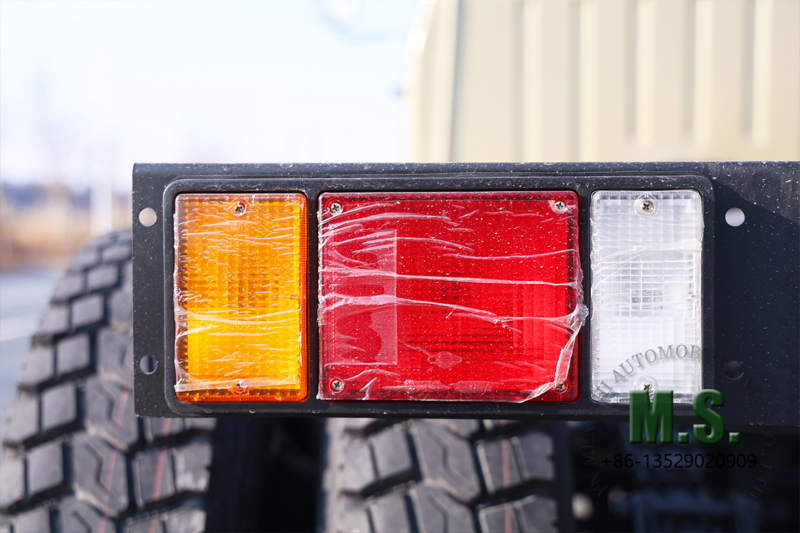 Dongfeng 6x6 off-road truck chassis with cab multiple sign rear light