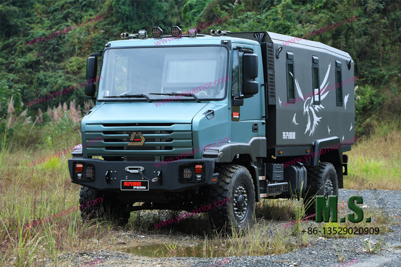 van trunk soldier transport truck 4x4