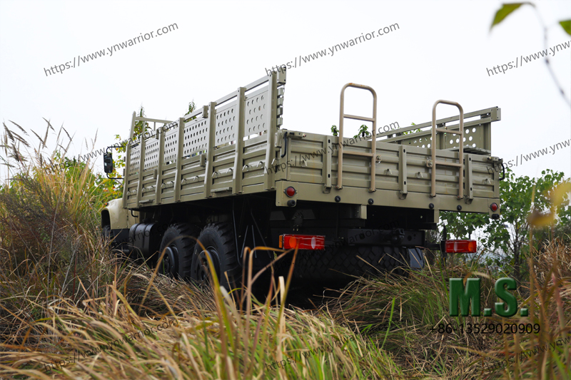 cargo box with ladder cargo truck