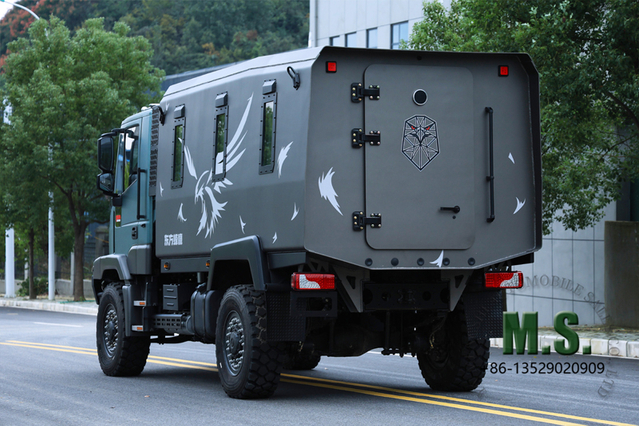 330-horsepower 12-ton Gross Weight 4x4 Off-road Armored People Carrier Bus_Cummins Engine, Front Double Wishbone Independent Suspenssion, Armored Version Available, 10 Seats_Manufacturer Direct