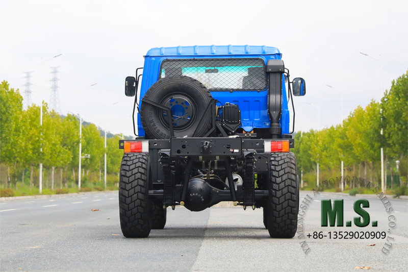 Chinese truck with 170-horsepower Cummins engine, miltiary model