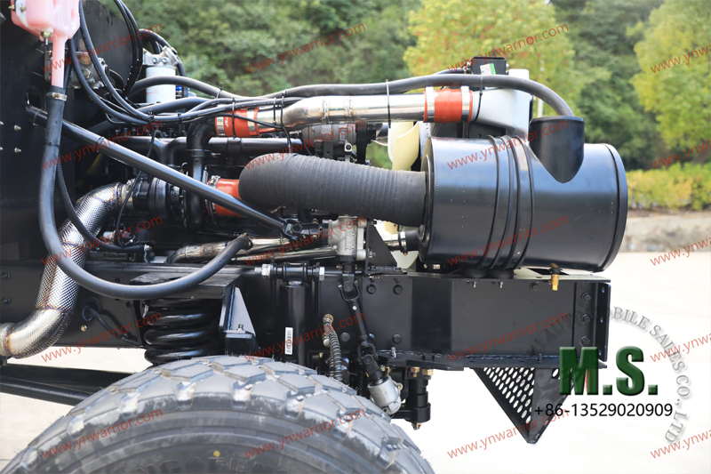 air filter of double wishbone independent suspension rolling chassis