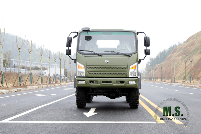 Flat-head 2082 six-drive off-road Truck Chassis _ Bobcat two-ton semi-diesel off-road Personnel Carrier Chassis _ Enhanced 6*6 Road Transport Chassis