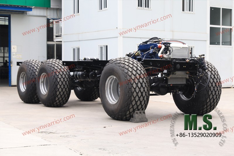 6x6 off-road massive rolling chassis for desert operating