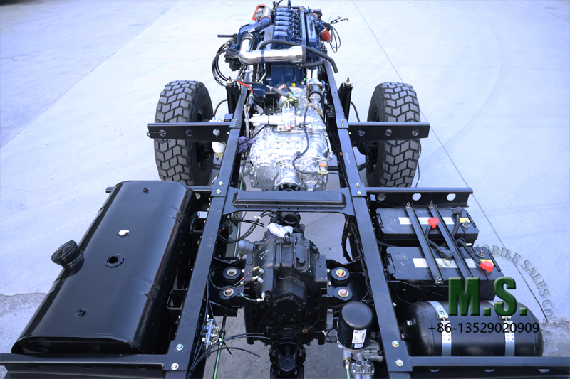 6x6 340-horsepower rolling chassis for bus can drive