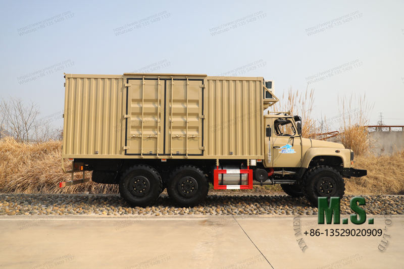 Dongfeng van type truck side view off-road