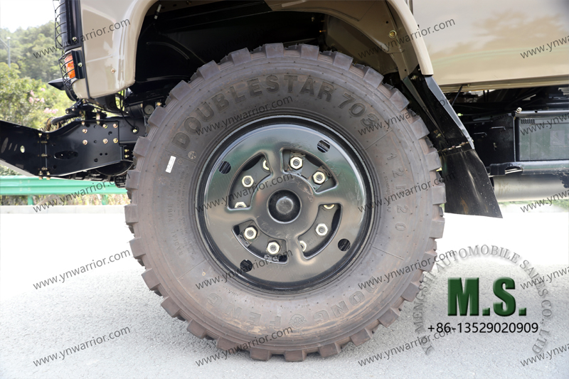 military tyre of Chiense simple truck