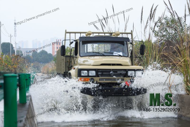 Dongfeng durable cargo truck 6x6 210-horsepower