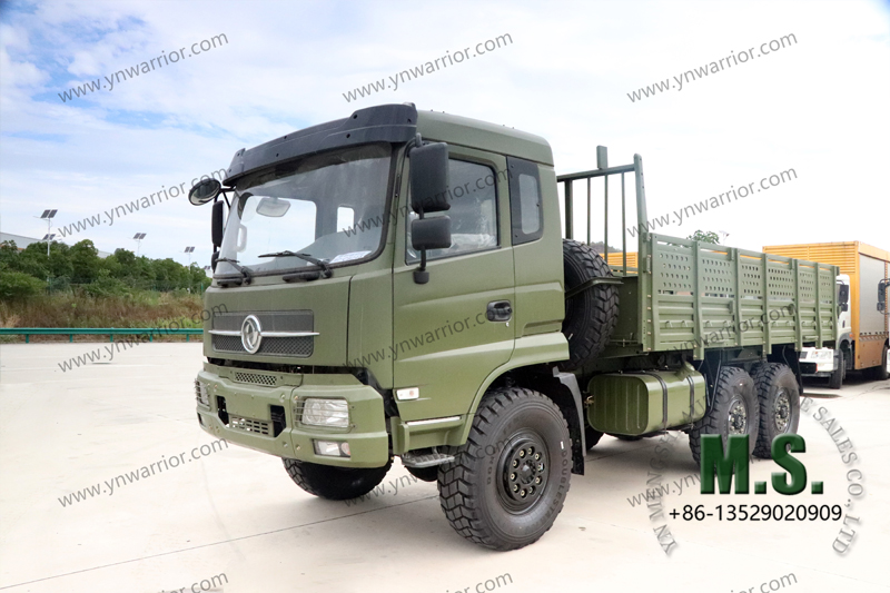 Dongfeng Tianjin Military truck one and half row cab