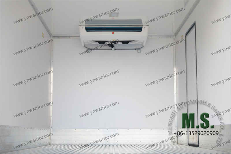 cargo box interior of dongfeng 4x4 refrigerator truck