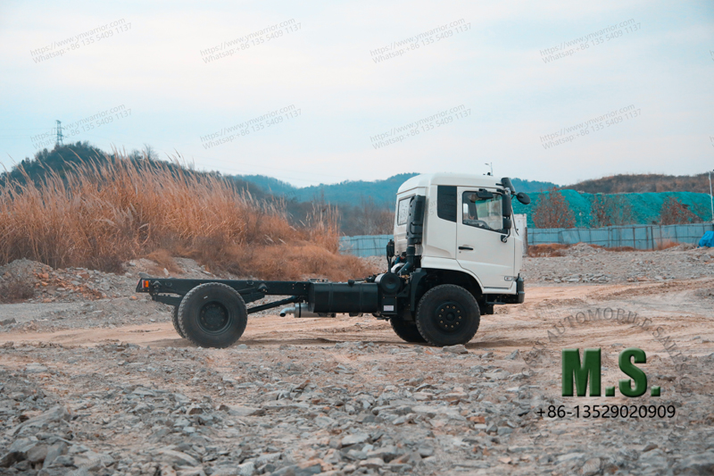 Dongfeng 4x2 dump truck chassis off-roading