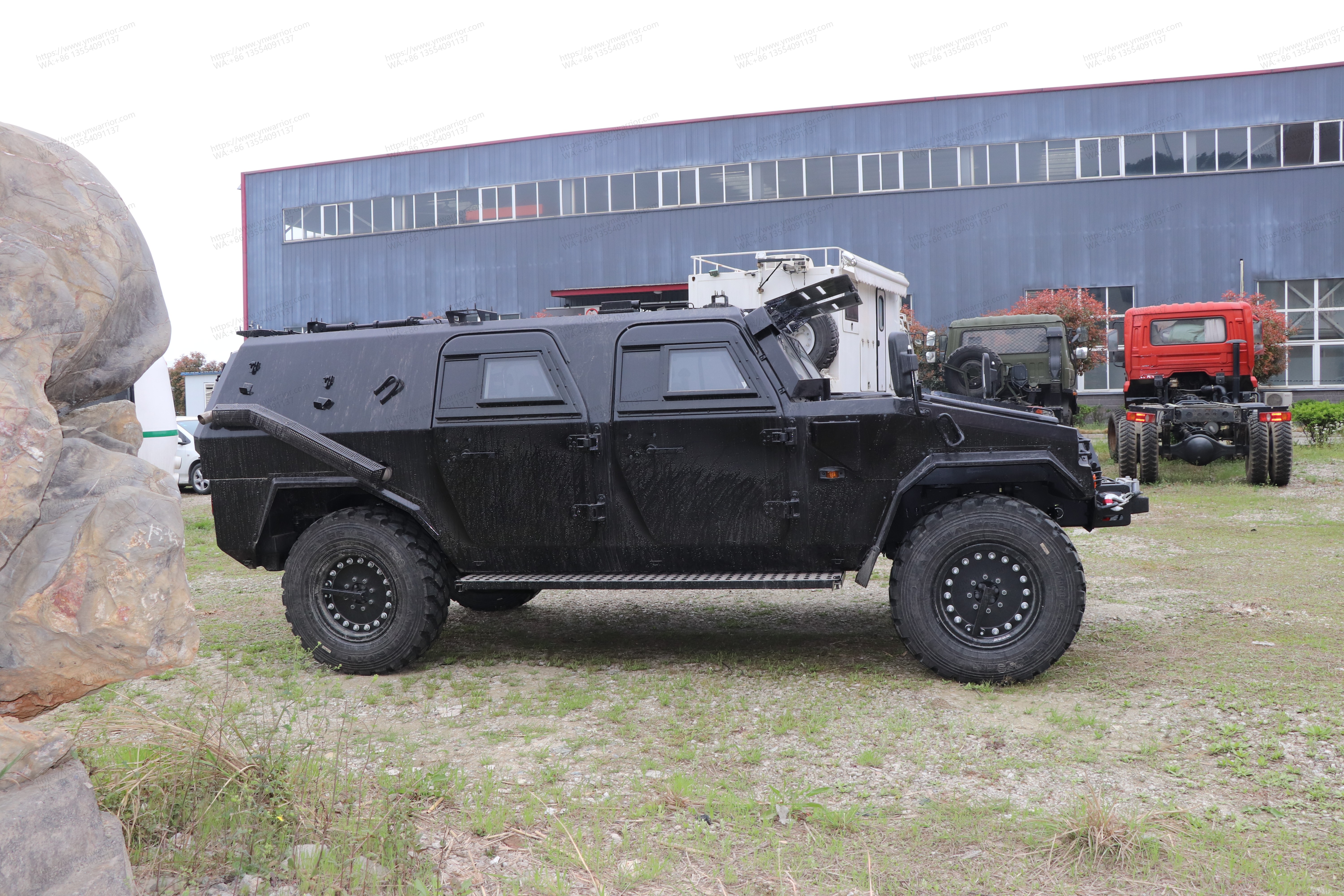 Dongfeng mengshi 4x4 off-road police armored vehicle