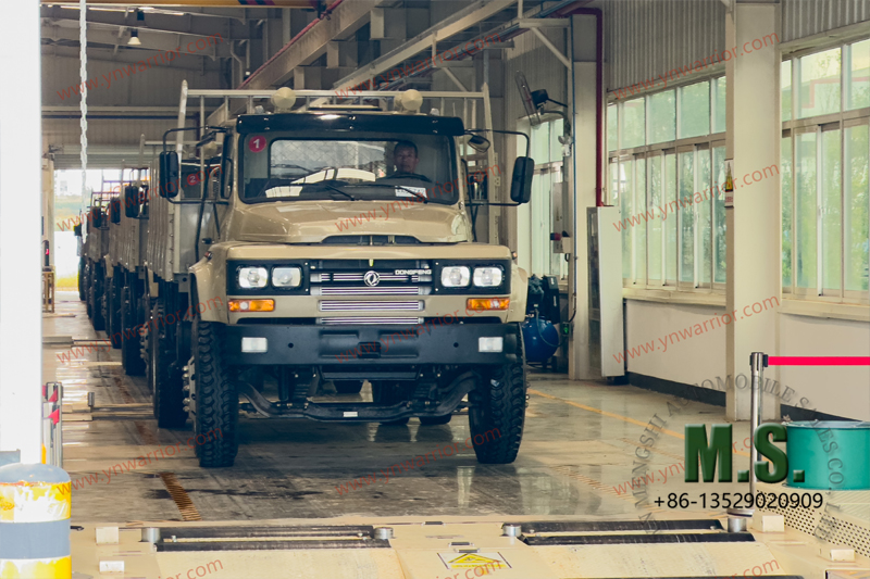 Dongfeng 4x4 truck rear double tyre_in spection in factory