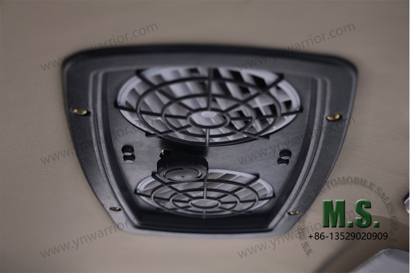 Dongfeng 11-ton 6x6 off-road truck single rear tyre ventilation fan of cab