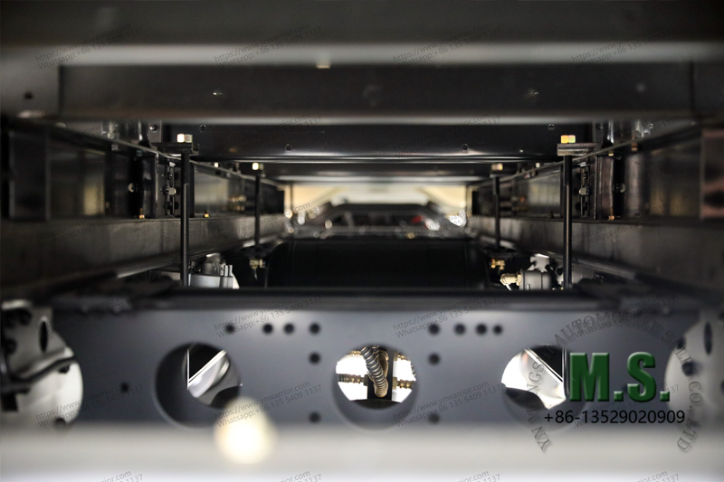 Dongfeng 4x2 cargo truck subframe