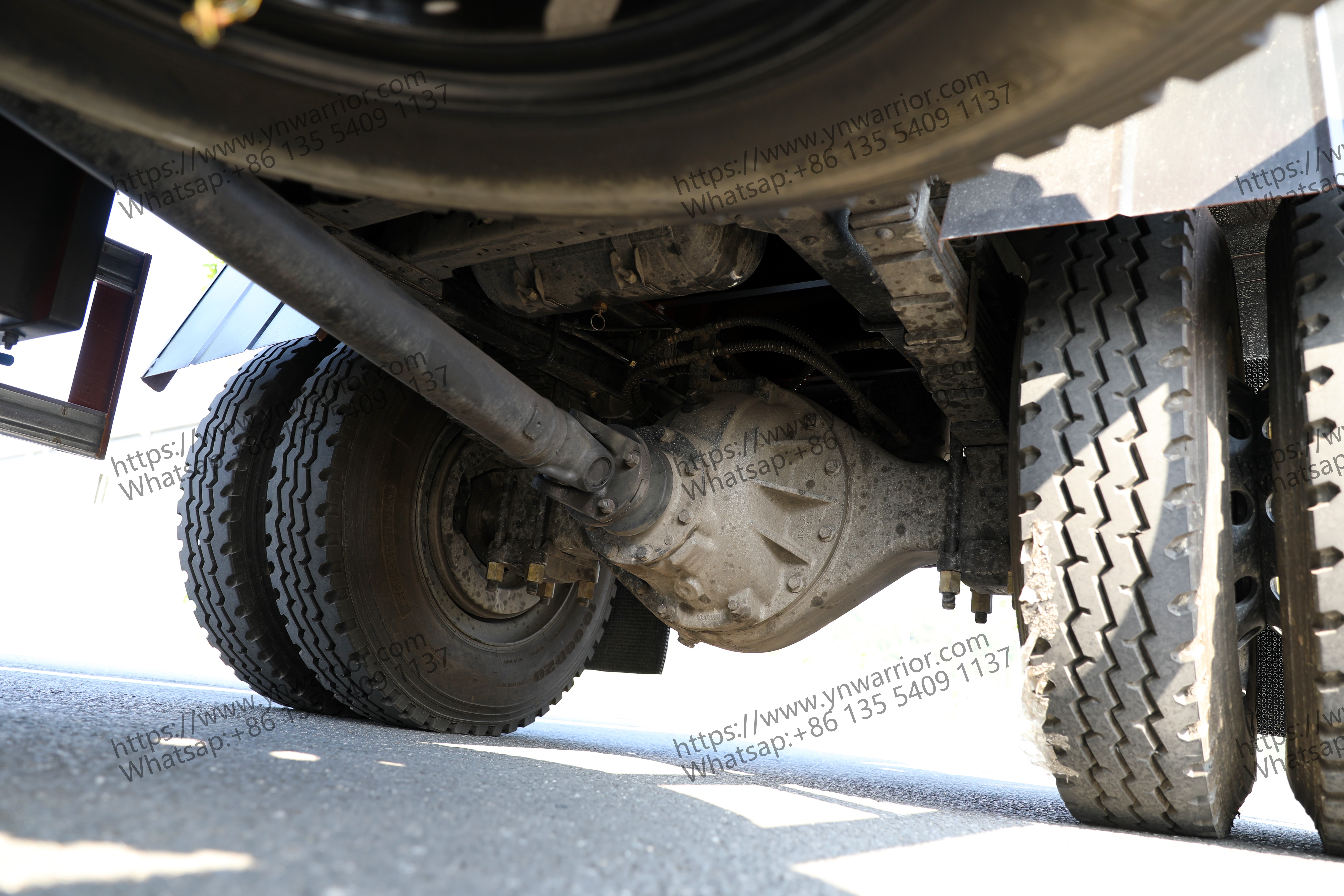 Dongfeng garbage truck factory direct driving axle