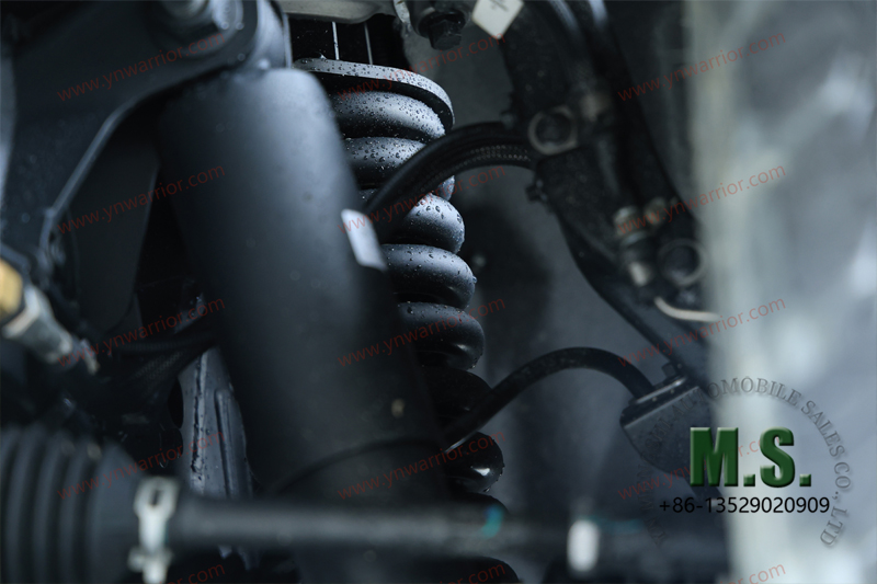 Dongfeng Mengshi MS600 doulbe wishbone independent suspension