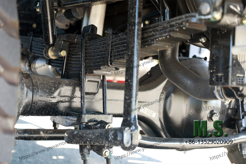 Dongfeng 4x4 truck with Dongfeng Dana axle