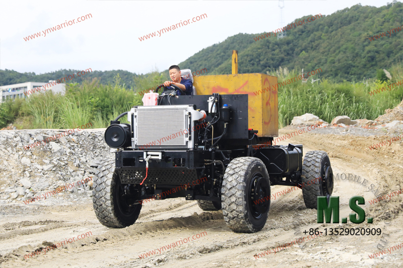 large duty 13000kg 4x4 off-road rolling chassis