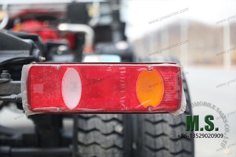 Dongfeng 4x4 modern cab truck chassis with cab medium duty rear brake light