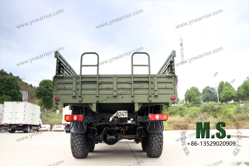 Dongfeng Tianjin Military truck foldable ladder and foldable seat