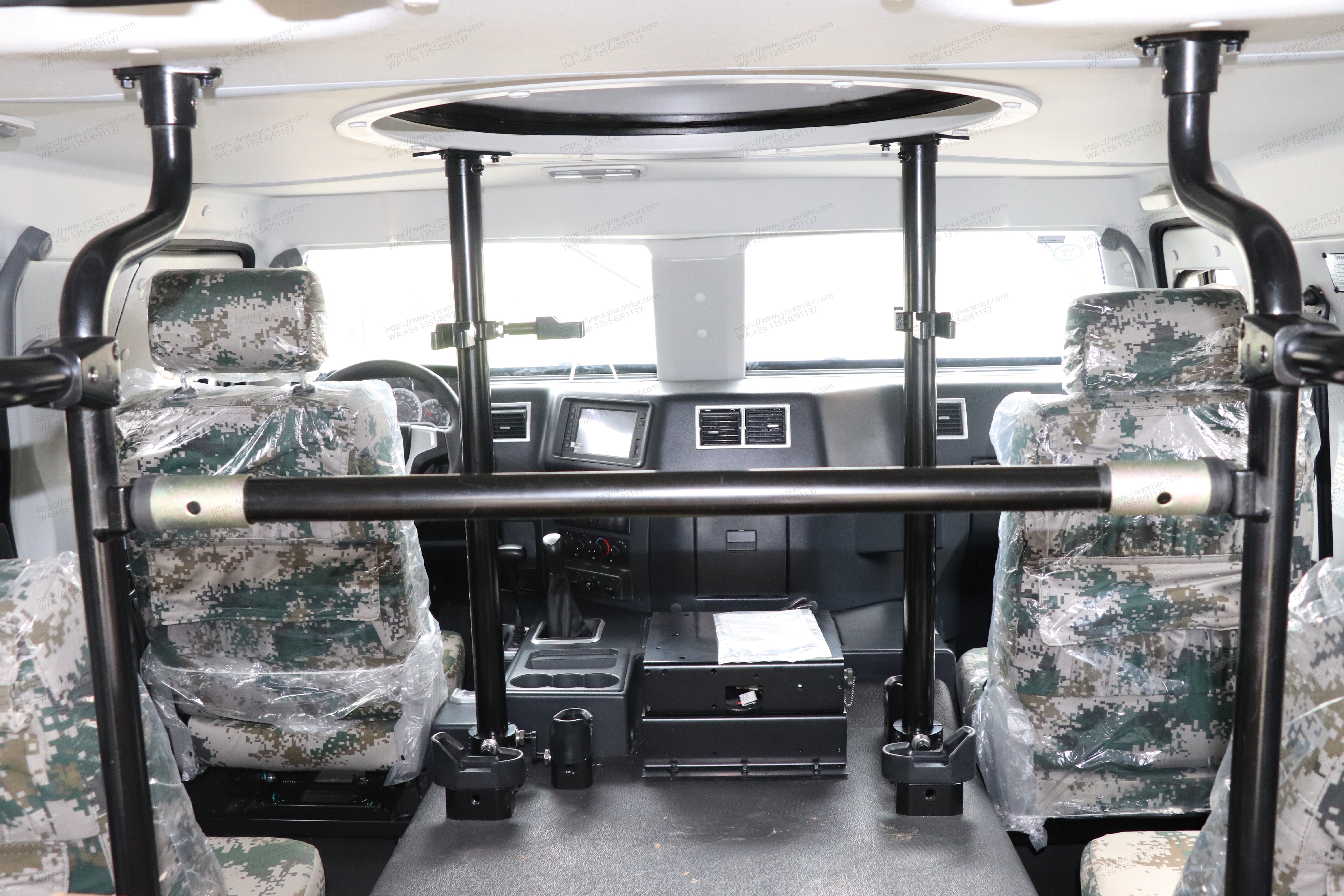 Dongfeng mengshi military armored vehicle 4x4 off-road passenger cabin