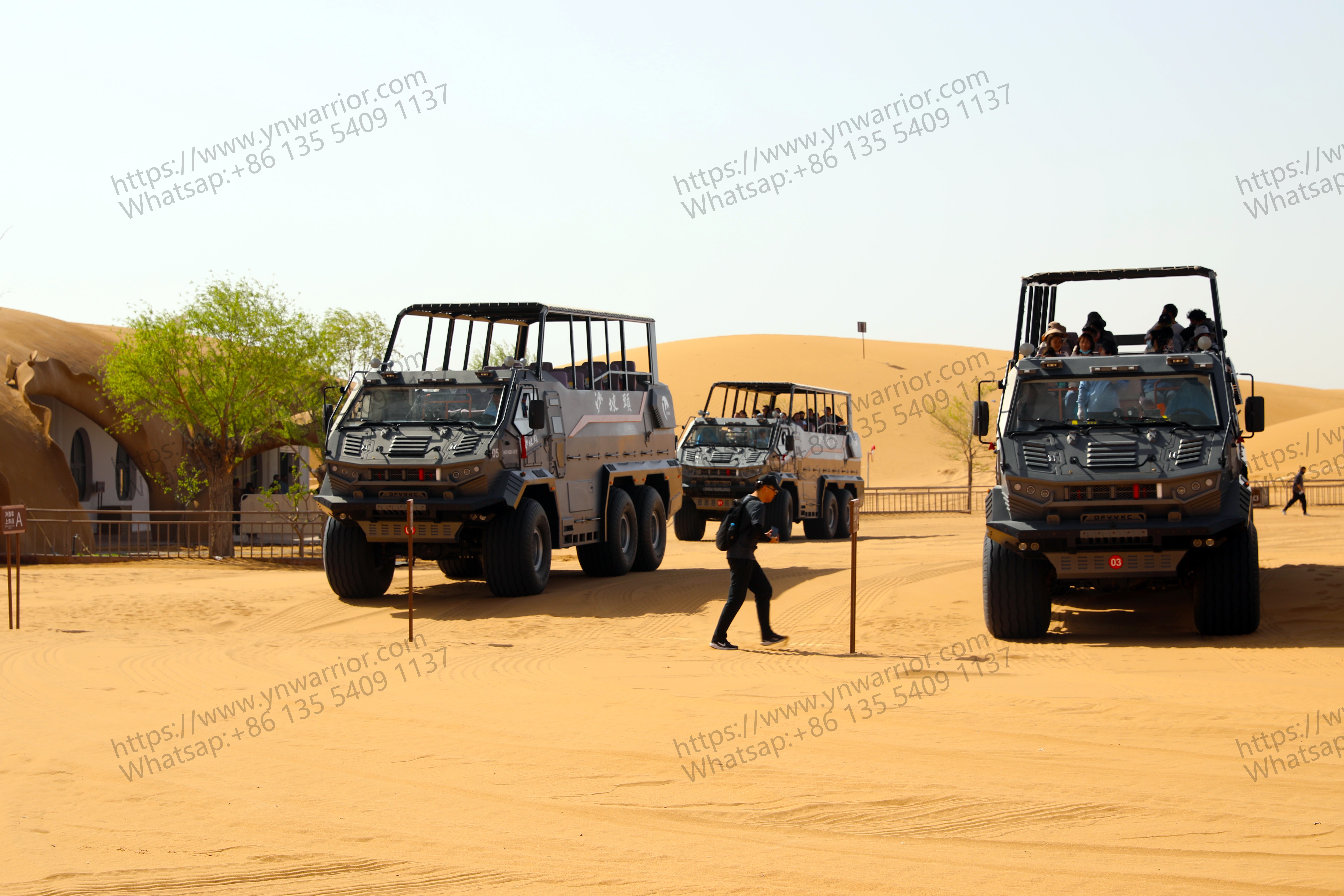 desert cruiser bus fleet real-life footage