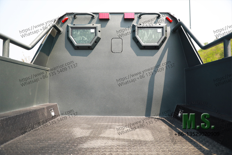 4x4 off-road armored pick-up fence cargo box
