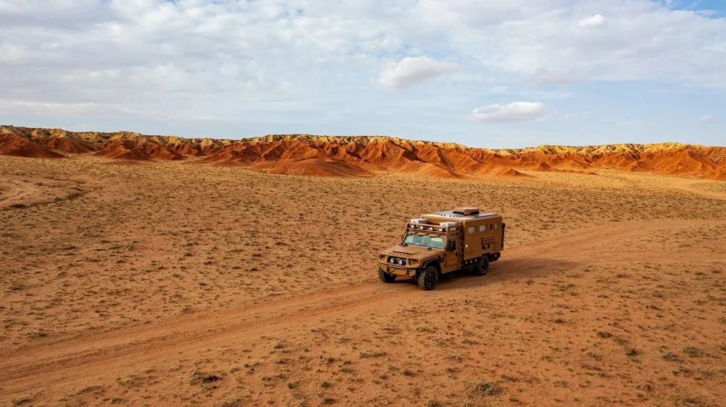 4x4 off-road mengshi expedition truck