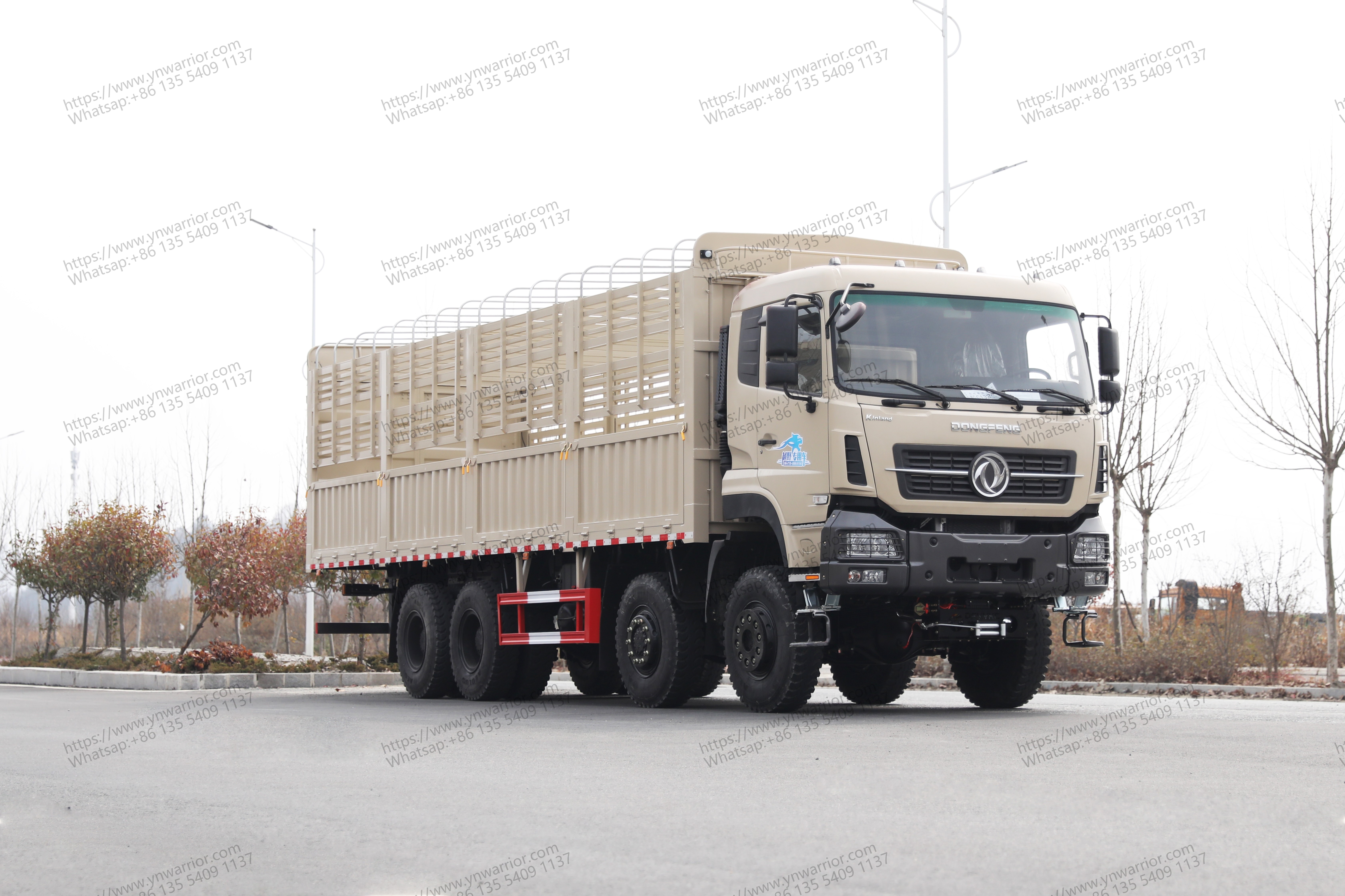 Dongfeng 8x8 heavy duty truck factory direct