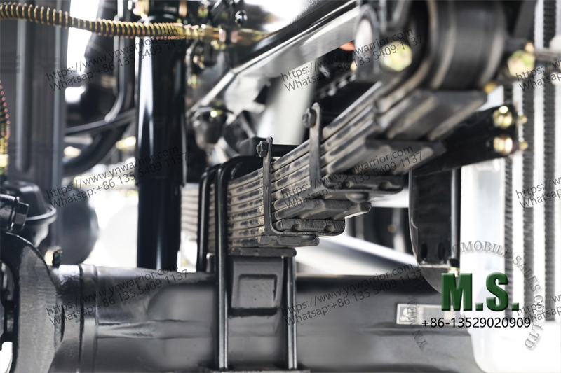 real-life footage of one leaf spring of a Dongfeng truck
