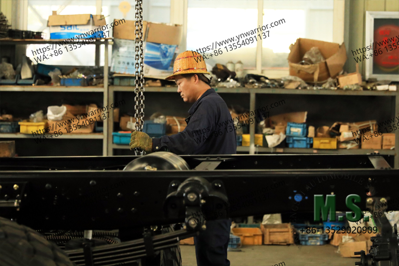worker producing chassis