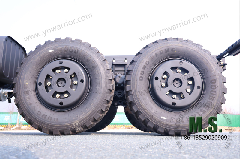Dongfeng 11-ton 6x6 off-road truck single rear tyre single rear tyre 12.5R20