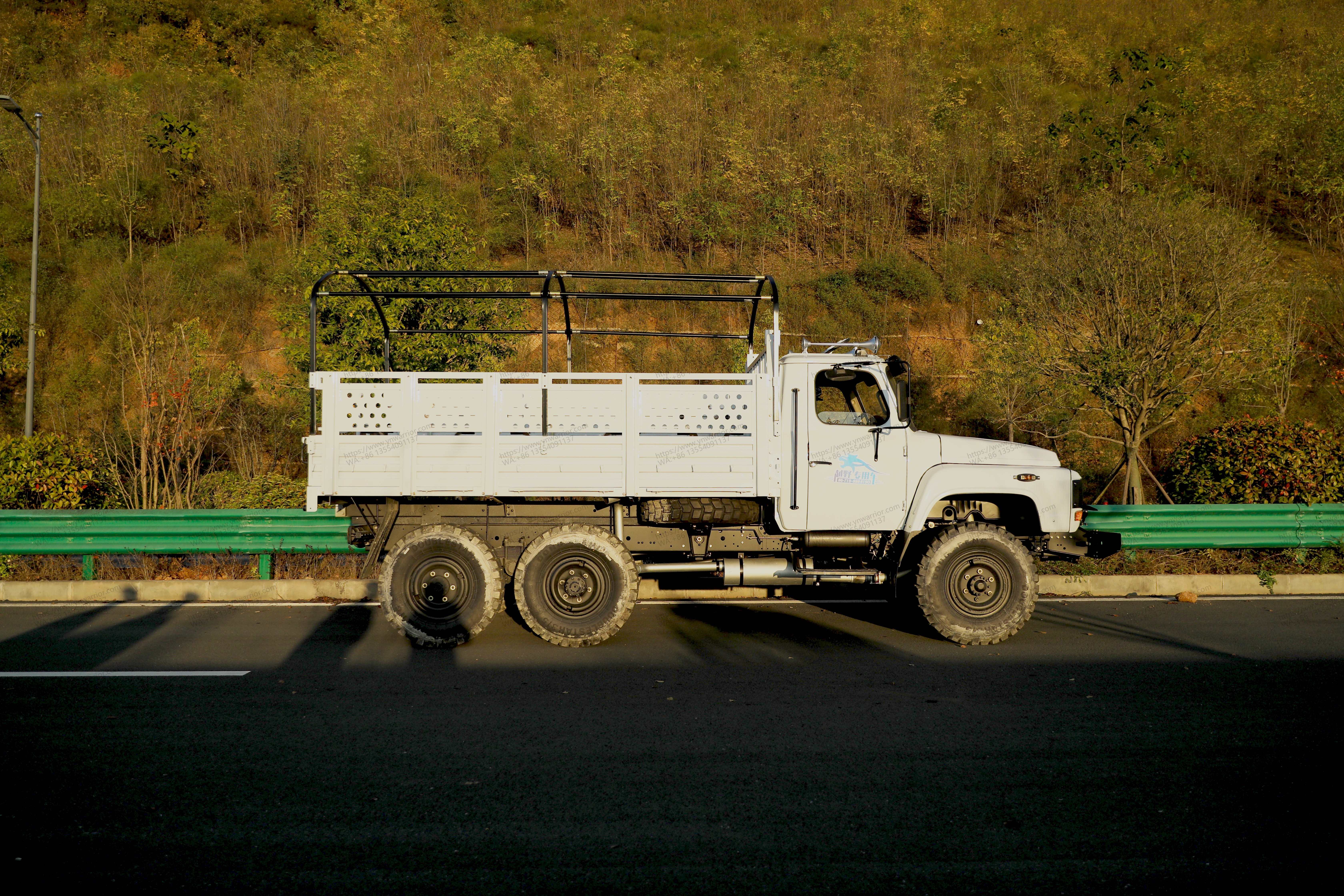 dongfeng 6x6 conventional Cab