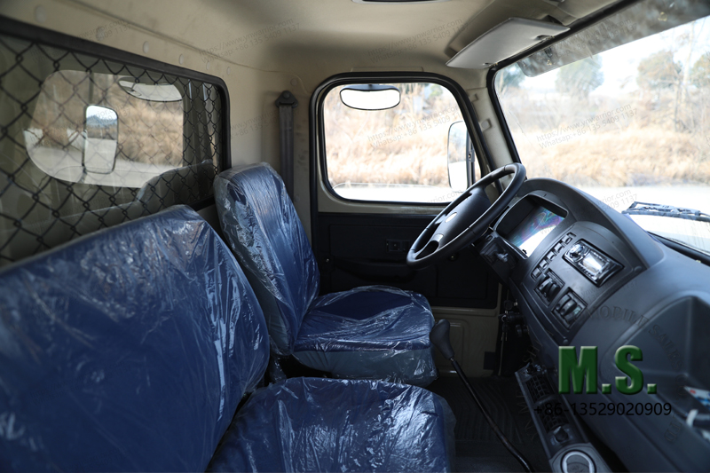 Dongfeng van type truck cabin