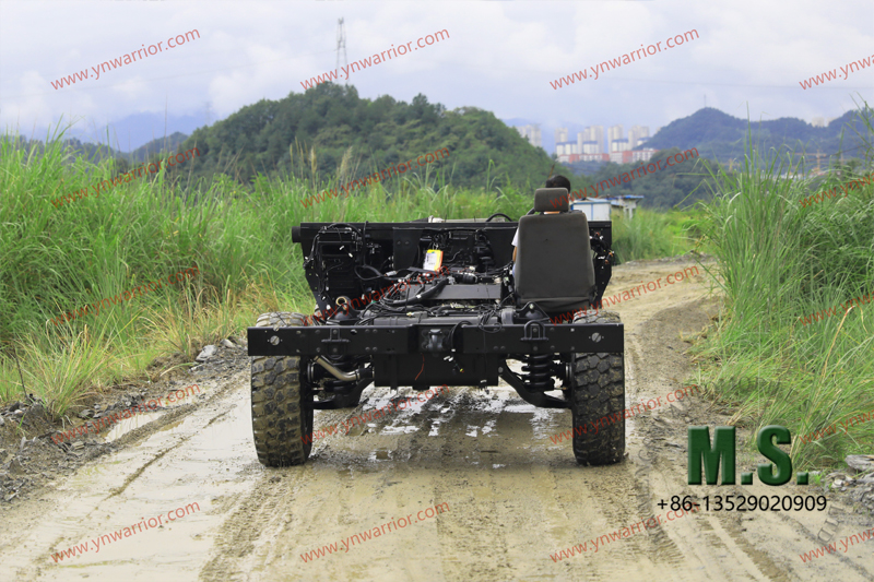 military standard Right hand drive front and rear doulbe wish bone rolling chassis