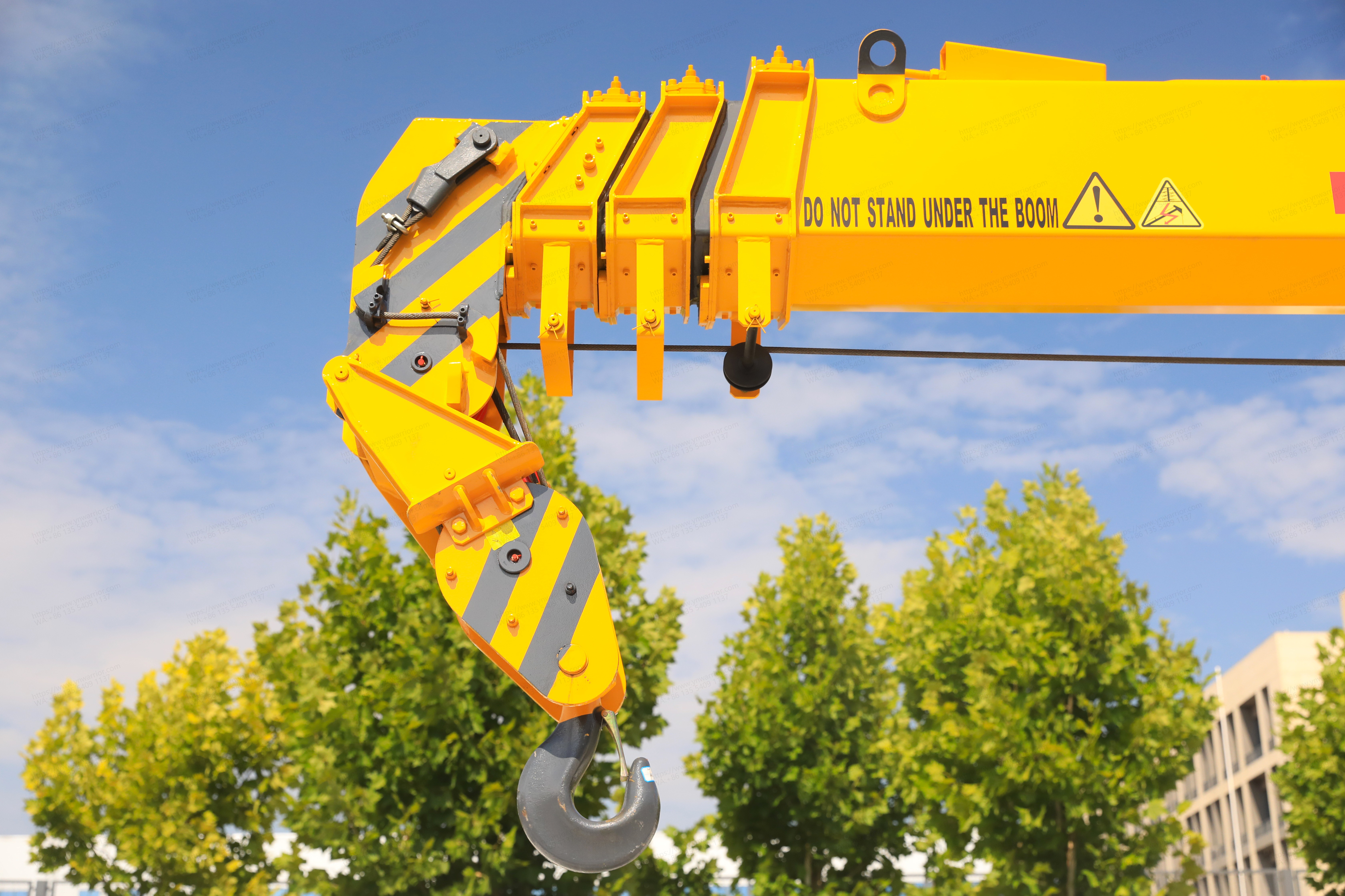 Dongfeng boom truck-mounted crane boom